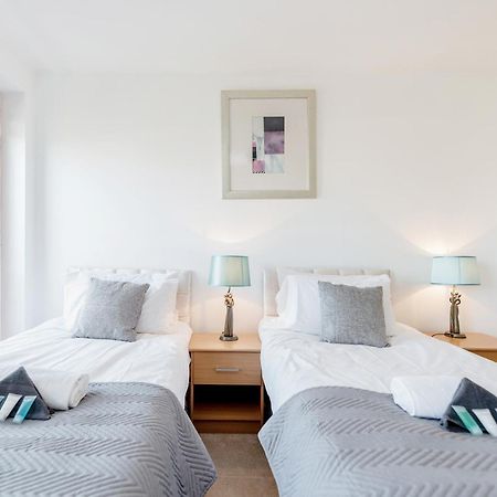 Premium Apartments By Excel London Exterior photo