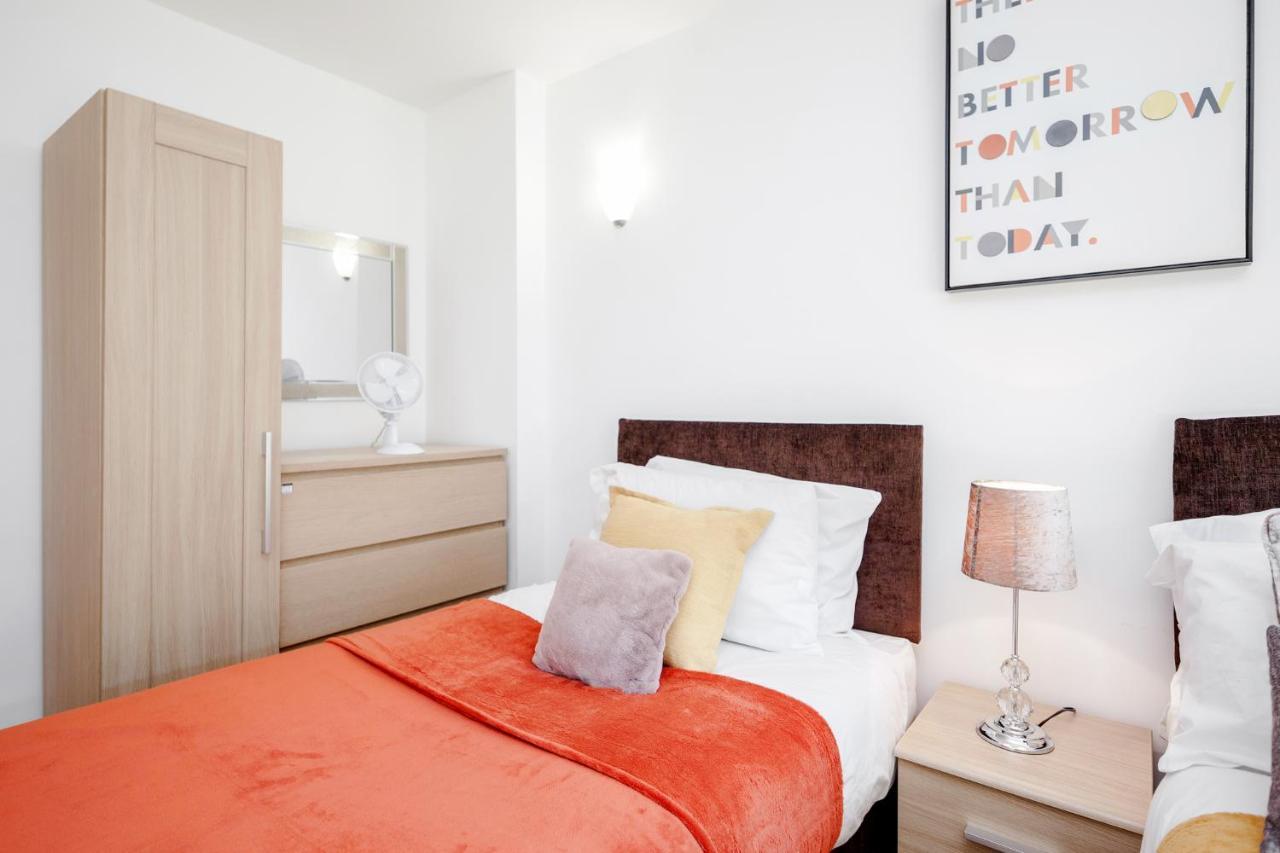 Premium Apartments By Excel London Exterior photo