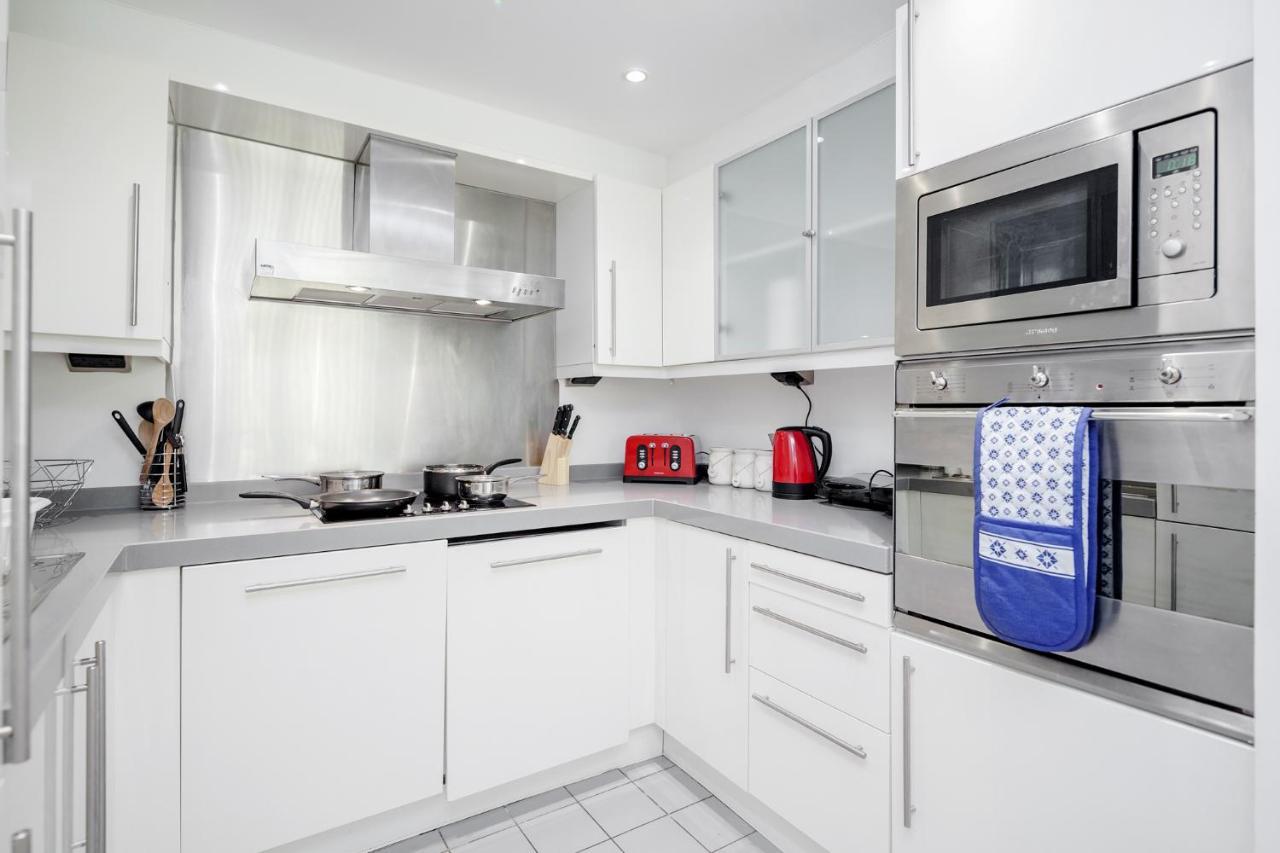 Premium Apartments By Excel London Exterior photo