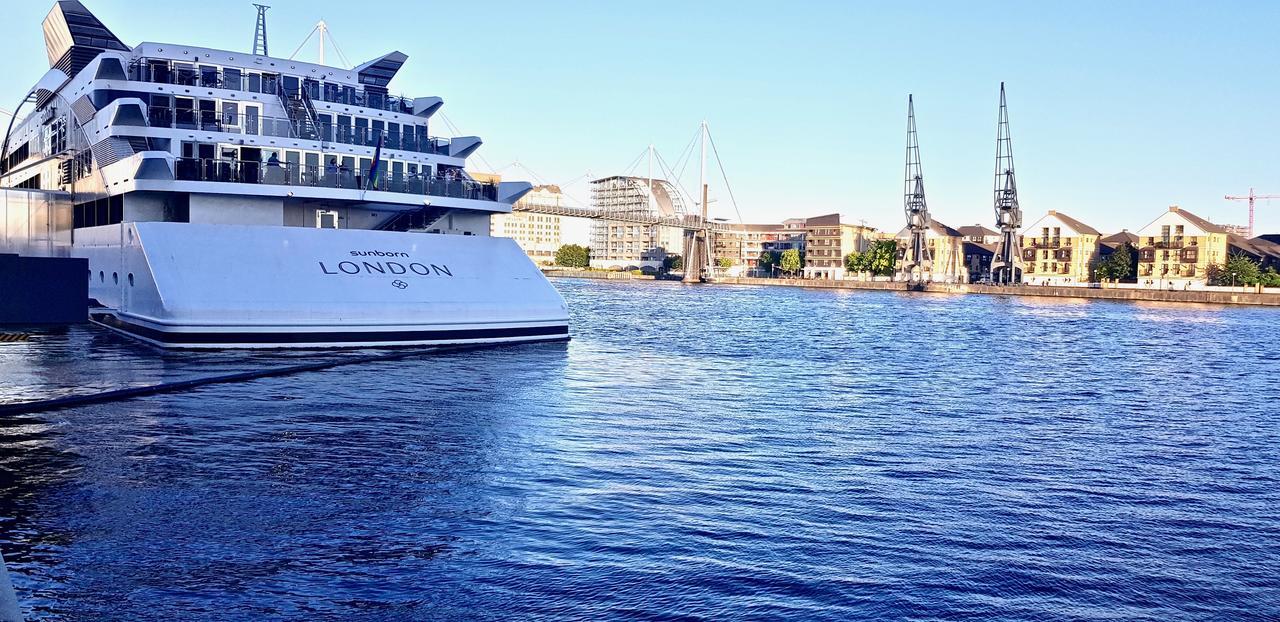 Premium Apartments By Excel London Exterior photo